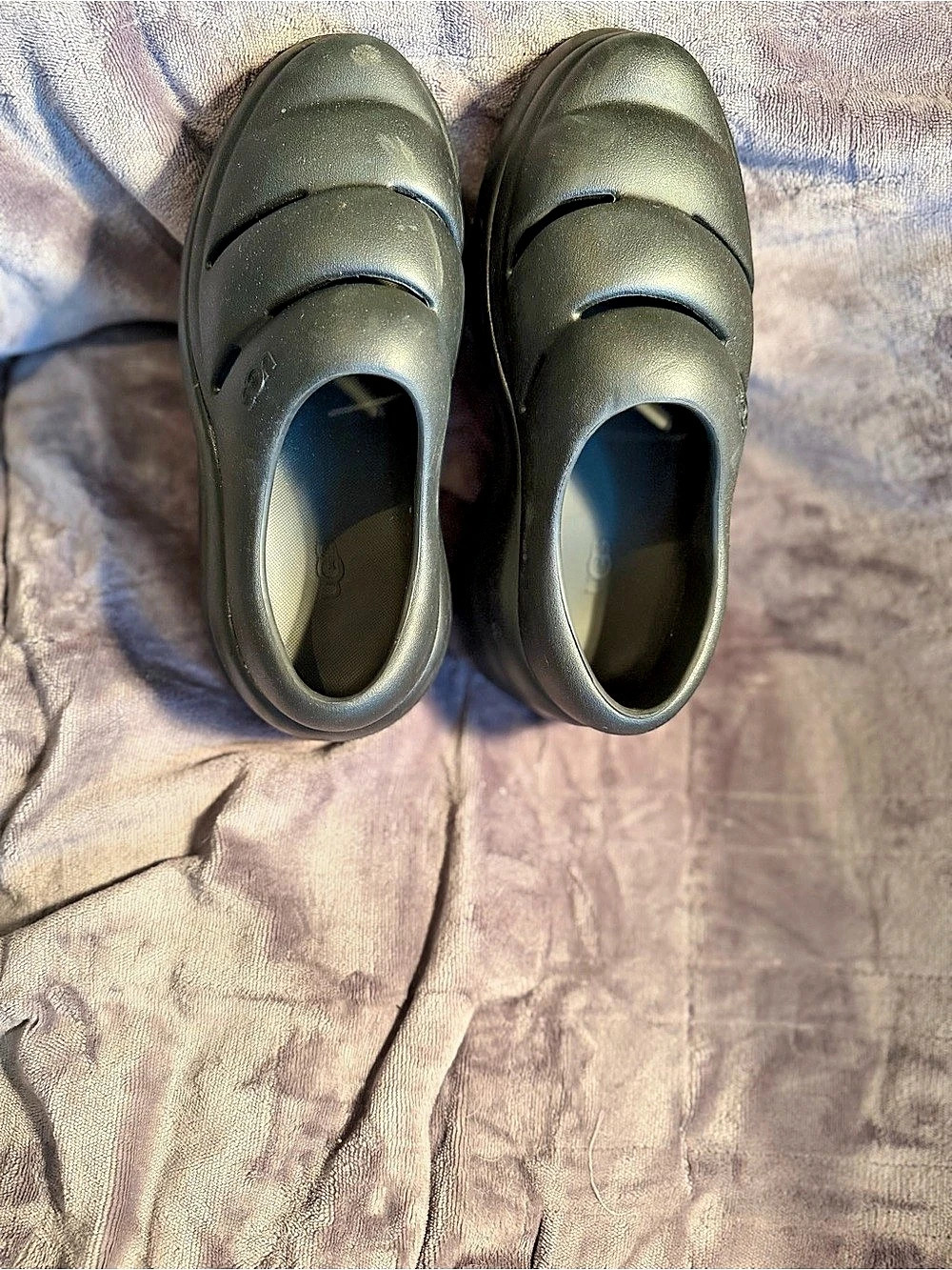 UGG Sport Yeah Clog Black US 9 with box